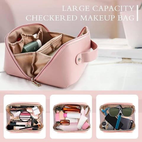Leather MakeUp Pouche